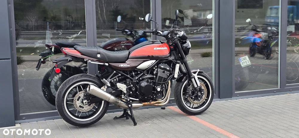 Kawasaki Z 900 RS - 4