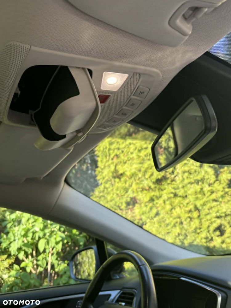 Ford Mondeo 2.0 EcoBlue Titanium - 16