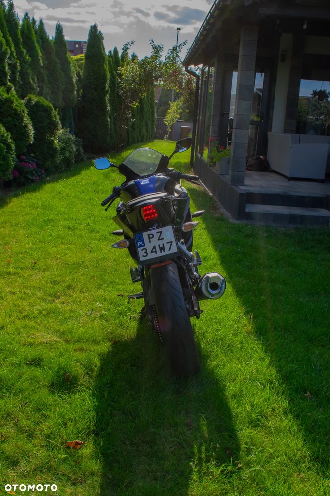 Yamaha R125 - 4