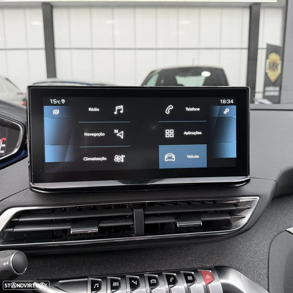 Peugeot 3008 1.5 BlueHDi Allure EAT8 - 22