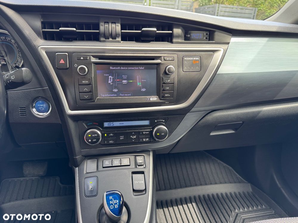 Toyota Auris 1.8 HSD Luna - 13