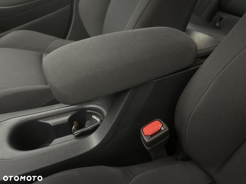 Toyota Corolla 1.8 Hybrid GPF Active - 17