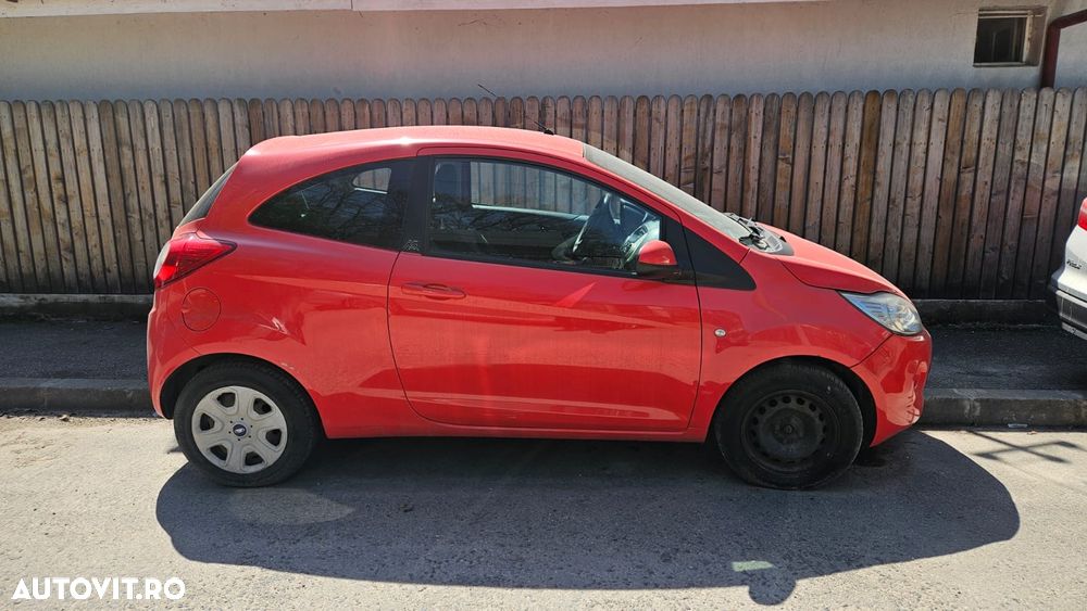 Ford Ka 1.2i Ambiente - 2