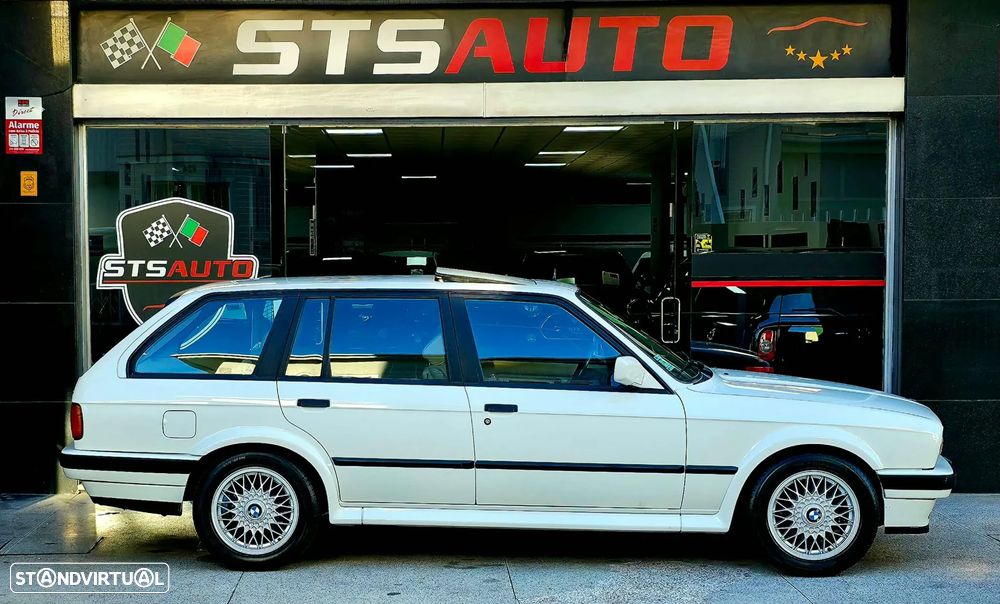 BMW 325 i Touring - 12