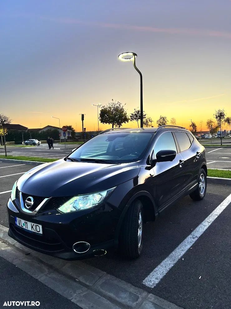 Nissan Qashqai 1.6 DCI Start/Stop X-TRONIC Tekna - 1