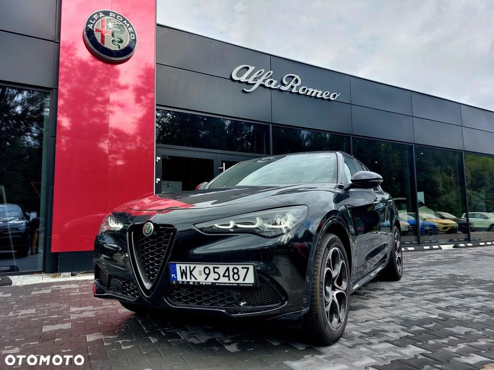 Alfa Romeo Stelvio - 1