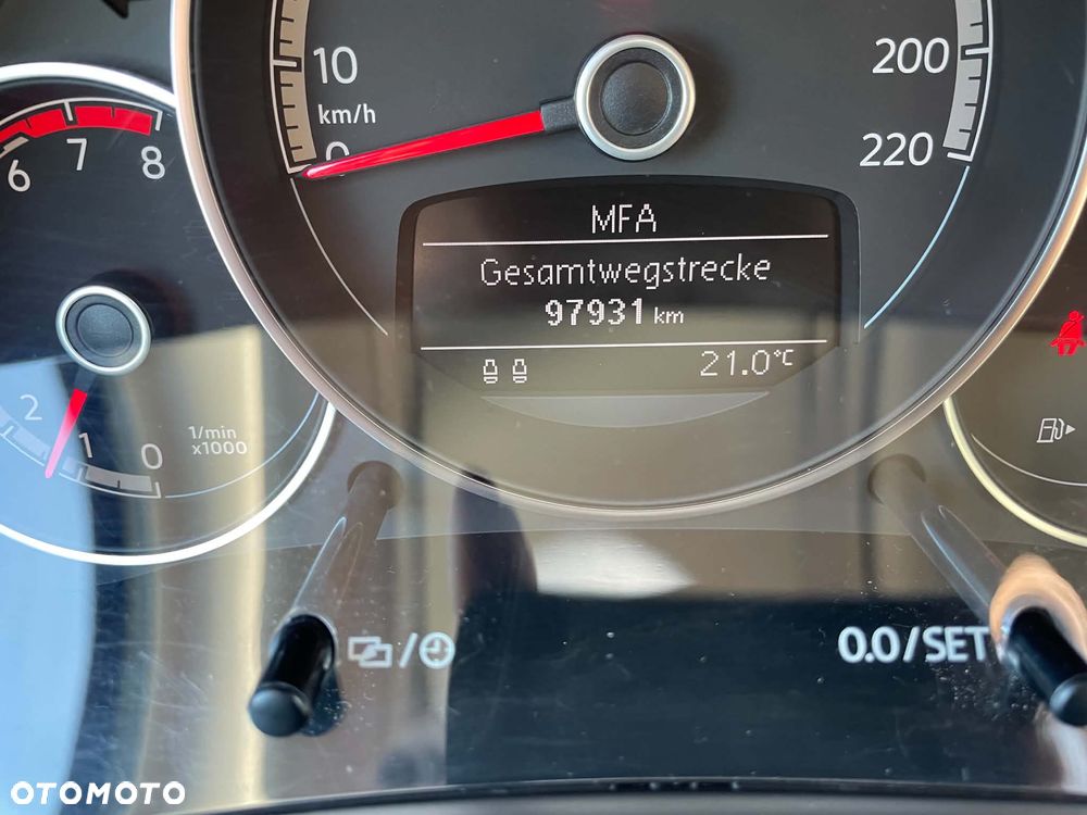 Volkswagen up! (BlueMotion Technology) high - 16