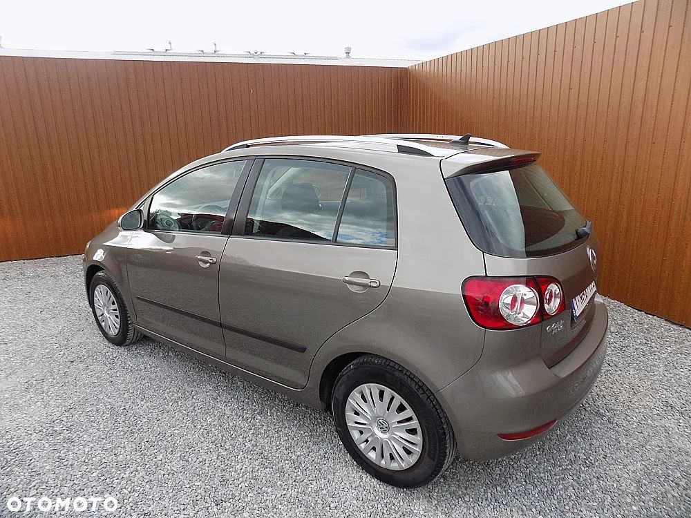 Volkswagen Golf Plus 1.6 TDI DPF Comfortline - 3