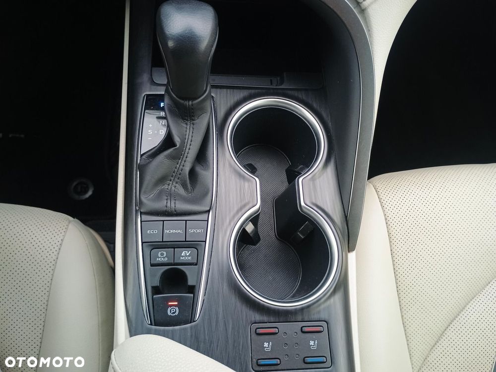 Toyota Camry 2.5 Hybrid Executive CVT - 20