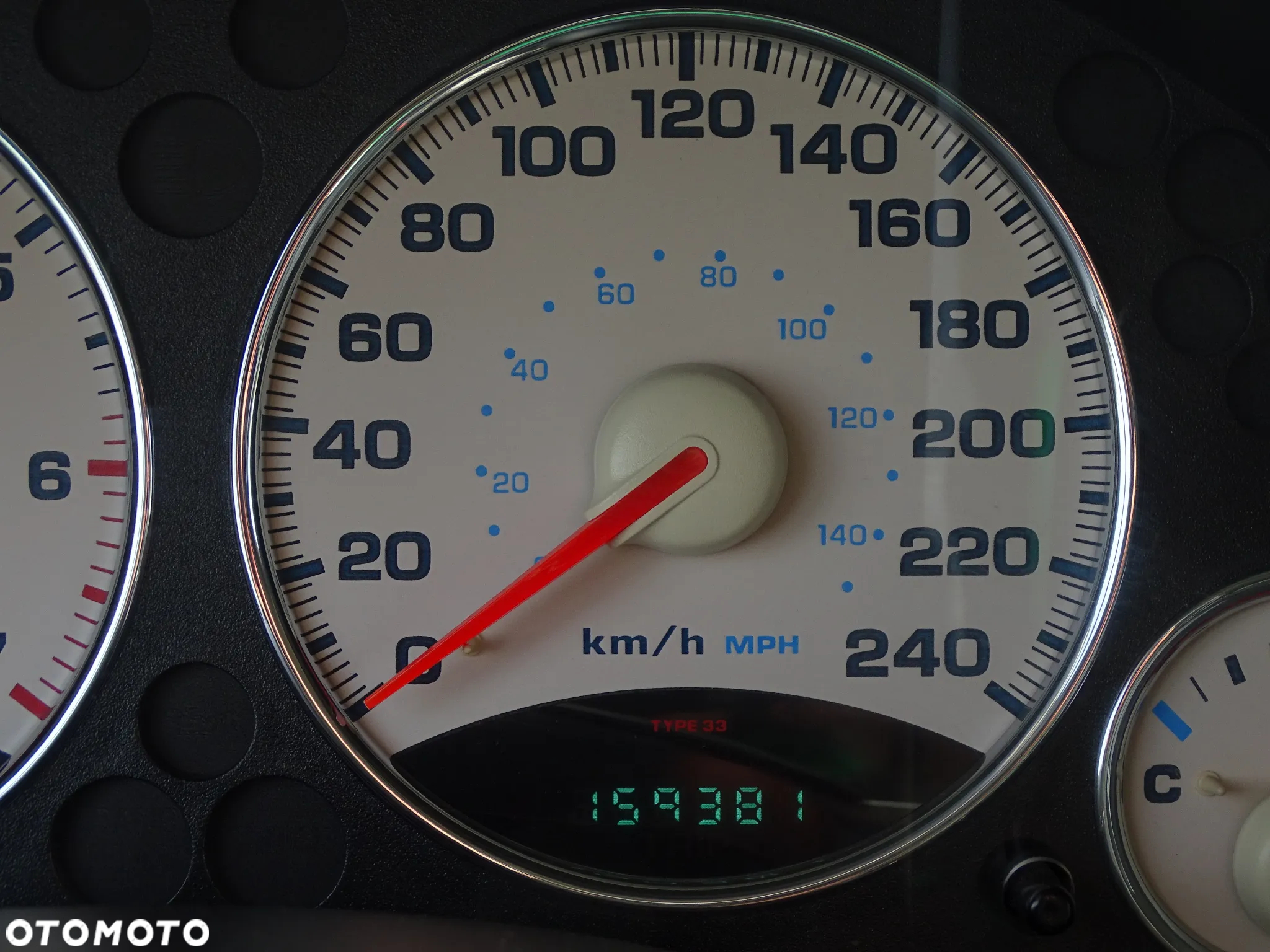 Jeep Liberty 3.7 4x4 - 12