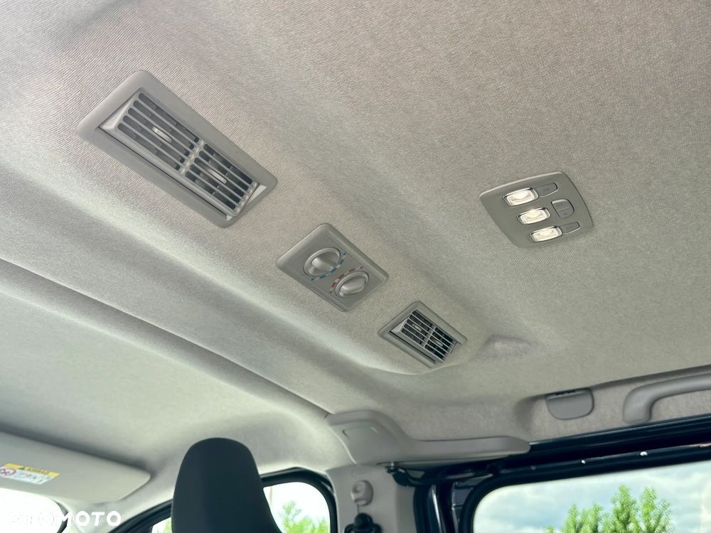 Renault Trafic - 22
