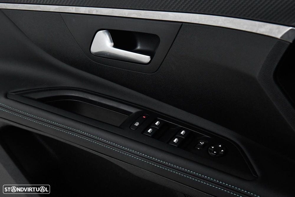 Peugeot 5008 1.2 PureTech Allure Pack EAT8 - 20