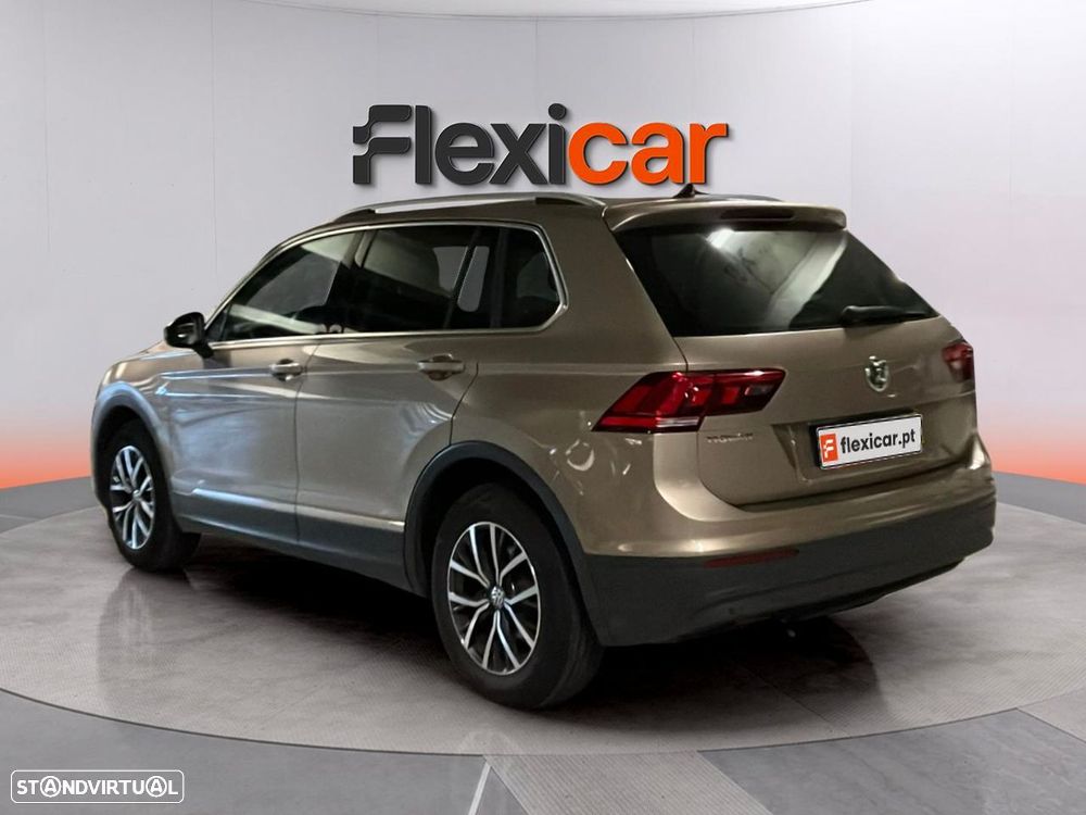 VW Tiguan 1.5 TSI Confortline - 5