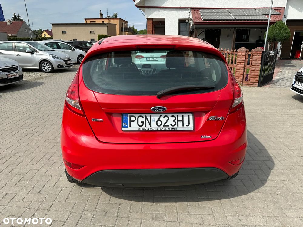 Ford Fiesta - 27