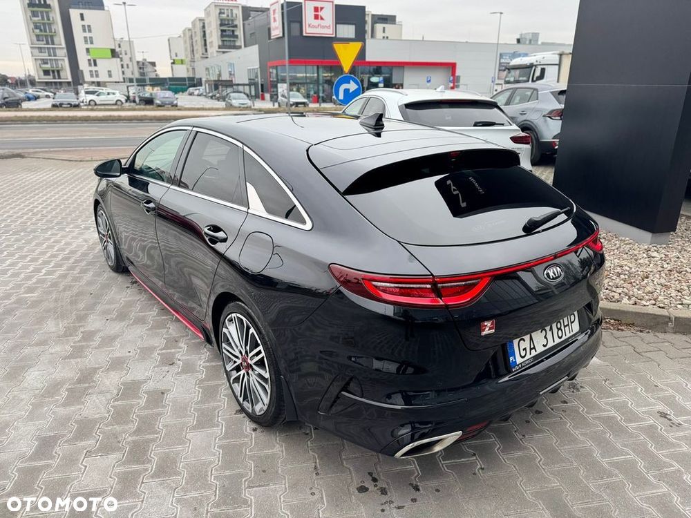 Kia ProCeed 1.6 T-GDI GT DCT - 3