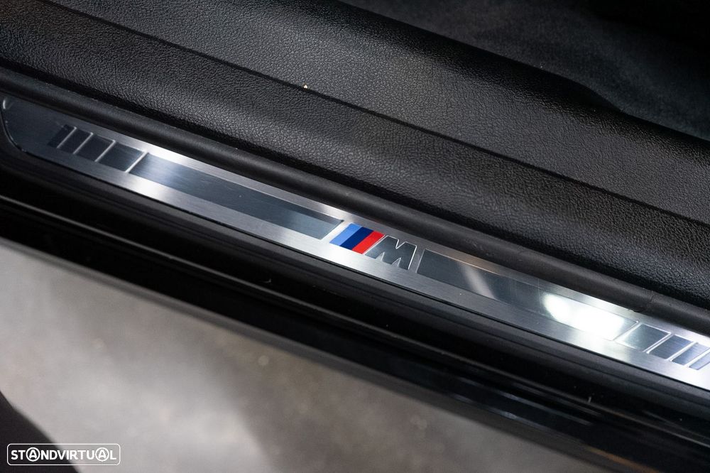 BMW 320 e Pack M Auto - 43