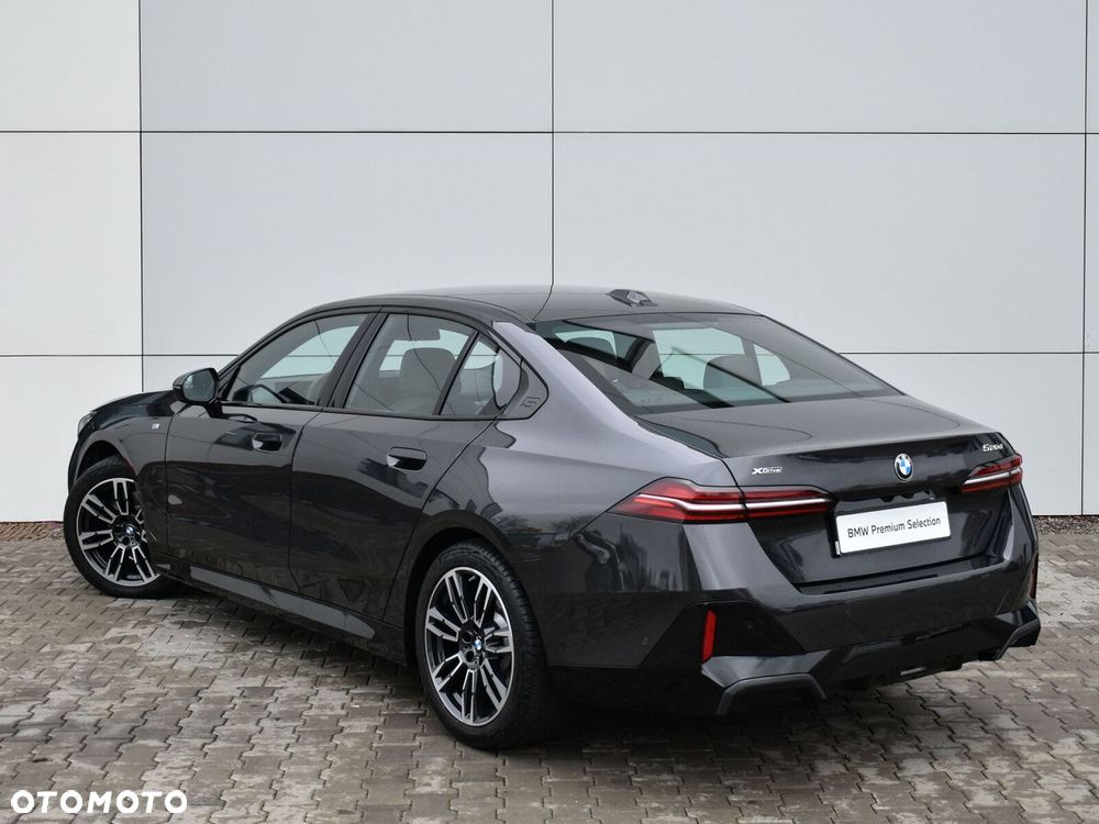 BMW Seria 5 - 10