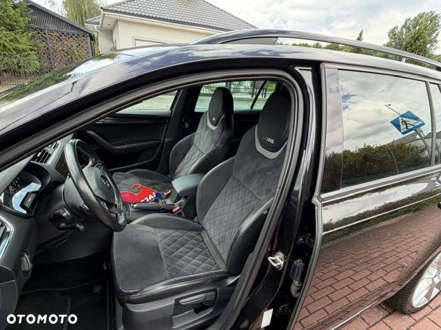 Skoda Octavia 2.0 TDI RS Challenge DSG - 10
