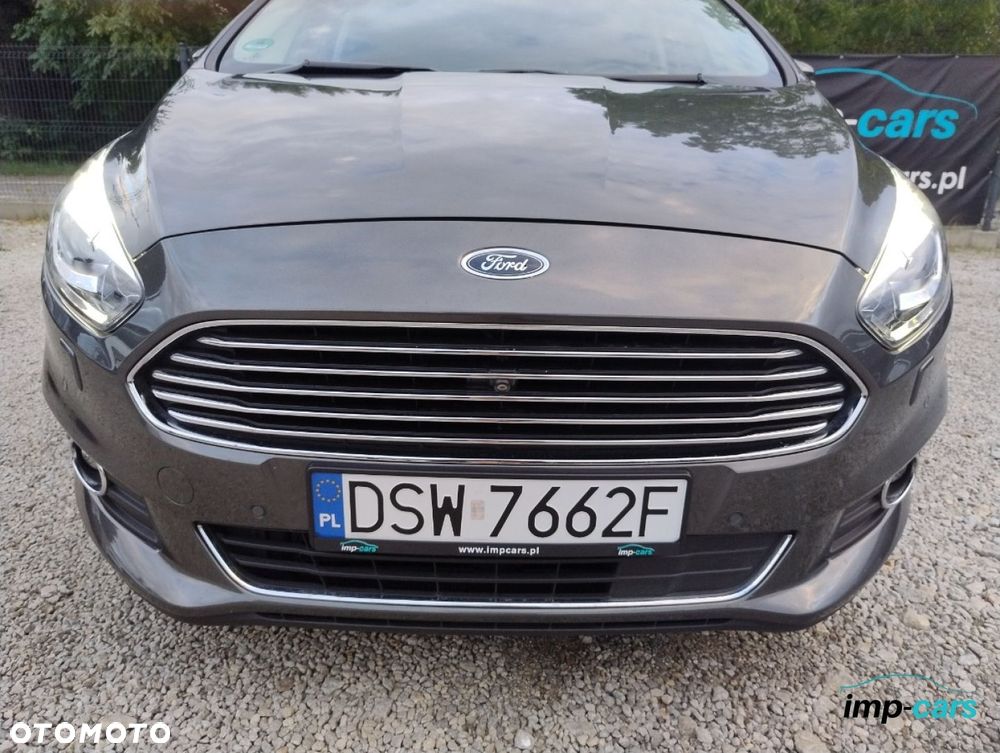 Ford S-Max - 13