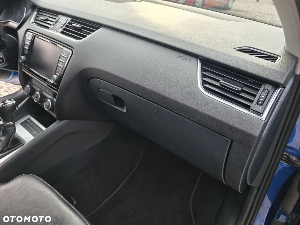 Skoda Octavia 1.4 TSI Green tec DSG Elegance - 22