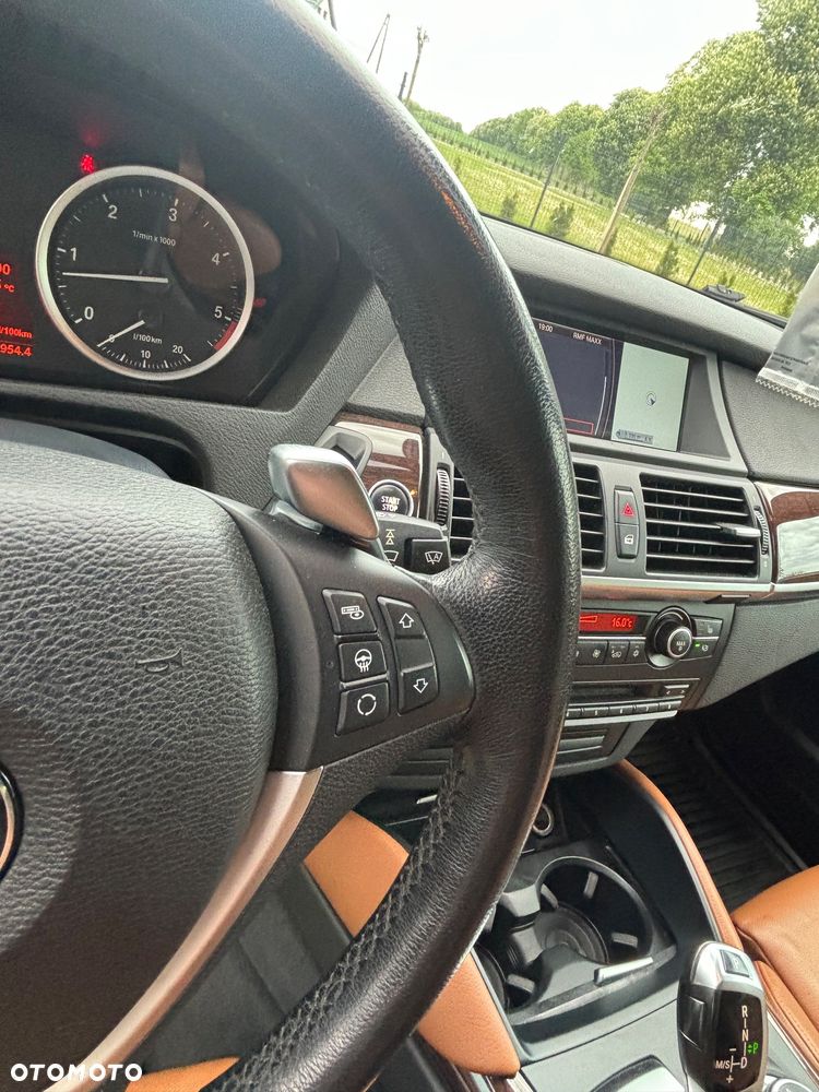 BMW X5 3.5d xDrive - 17