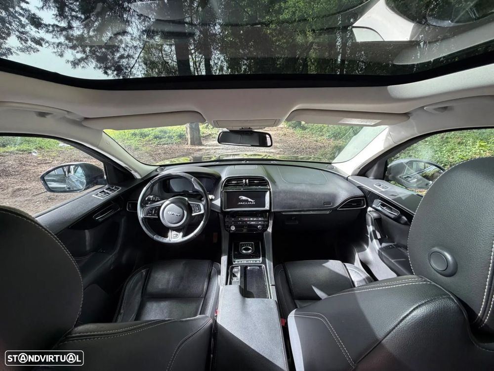 Jaguar F-Pace 20d Aut. R-Sport - 21