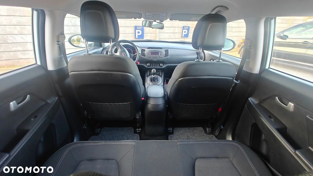 Kia Sportage 1.6 GDI 2WD Attract - 32