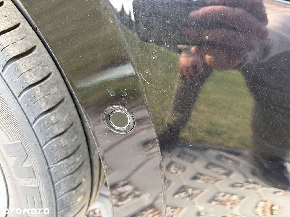 Volkswagen Passat 2.0 TDI SCR DSG Comfortline - 18