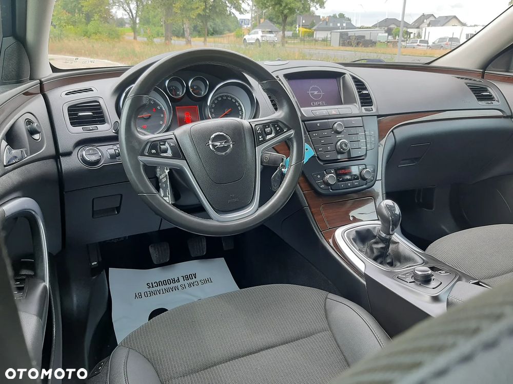 Opel Insignia 1.6 Turbo Cosmo - 17