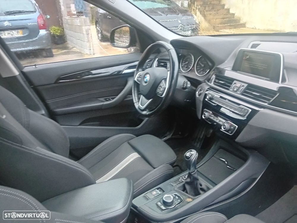 BMW X1 16 d sDrive Line Sport - 12