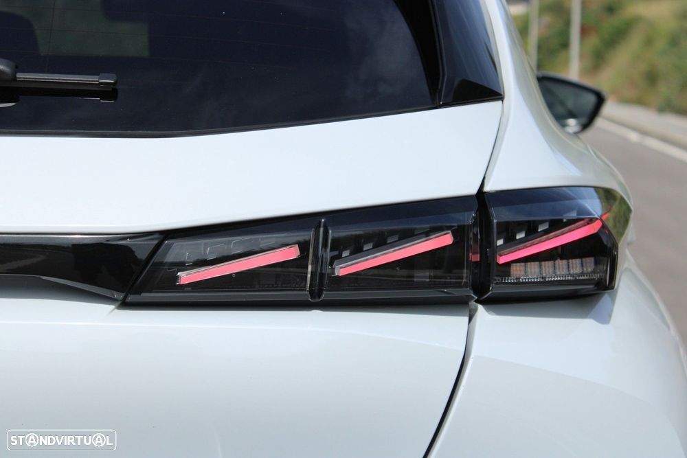 Peugeot e-308 58 kWh GT - 24