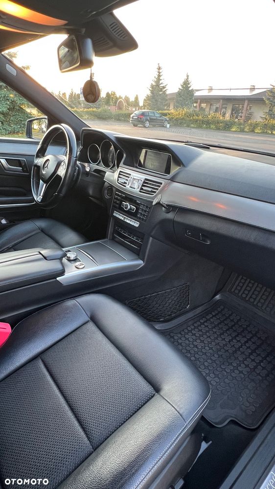 Mercedes-Benz Klasa E 200 BlueTEC 7G-TRONIC Avantgarde - 34