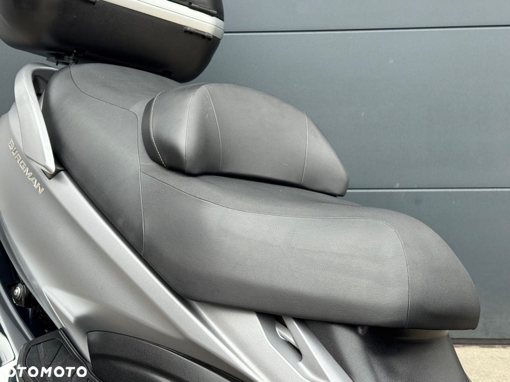 Suzuki Burgman - 10