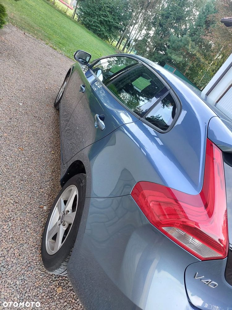 Volvo V40 D2 Base - 8