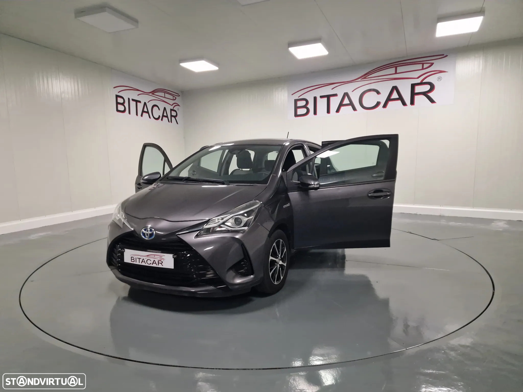 Toyota Yaris 1.5 HSD Comfort - 10