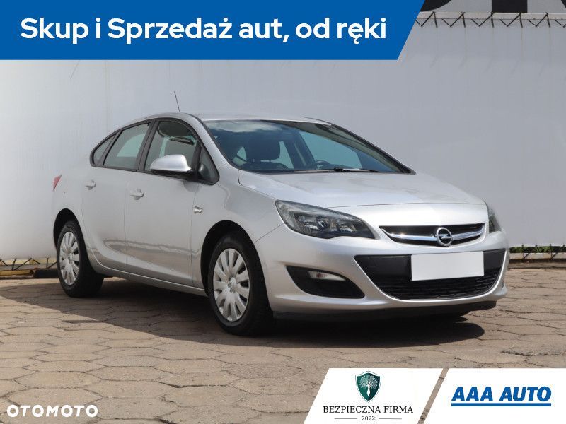 Opel Astra - 3
