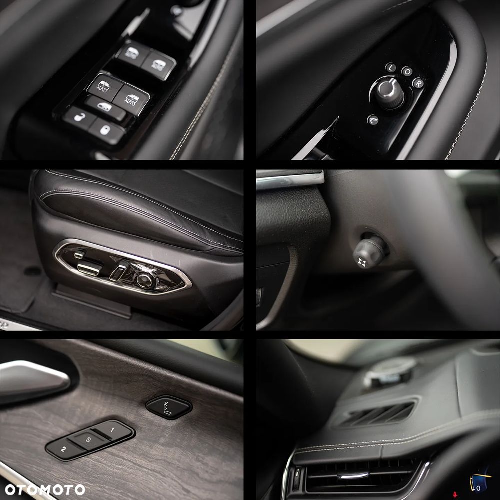 Jeep Grand Cherokee - 32