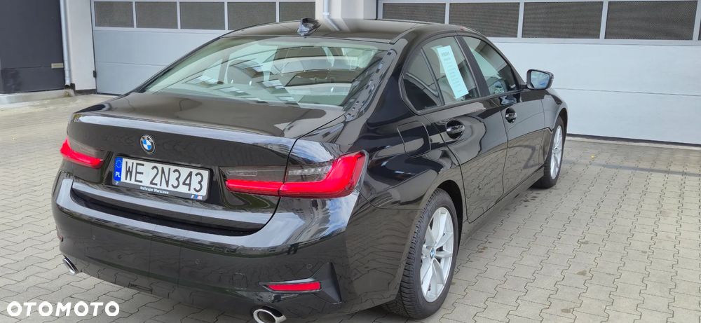 BMW Seria 3 318i Advantage - 11