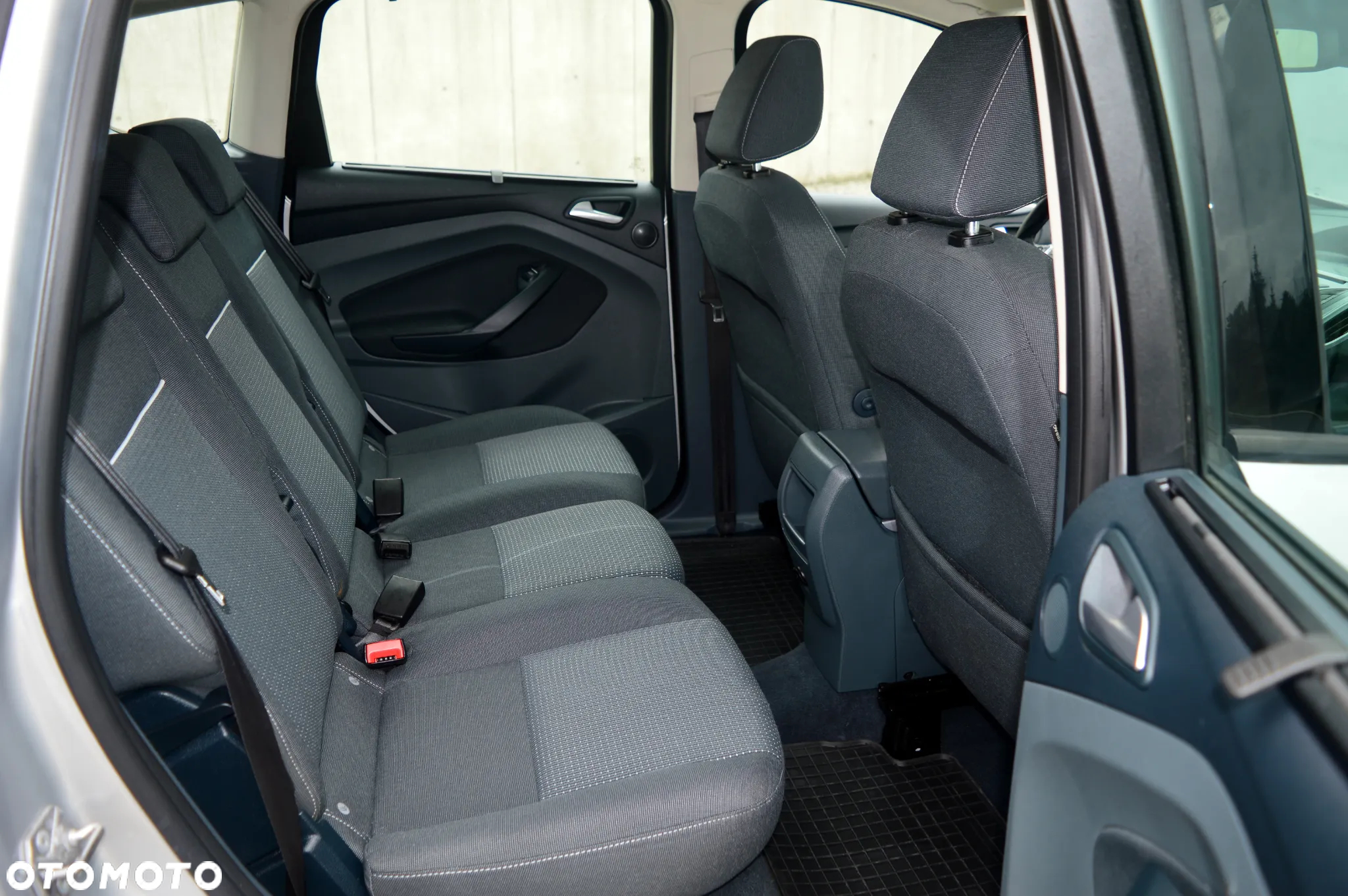 Ford C-MAX - 12
