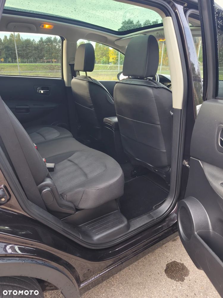 Nissan Qashqai+2 - 11