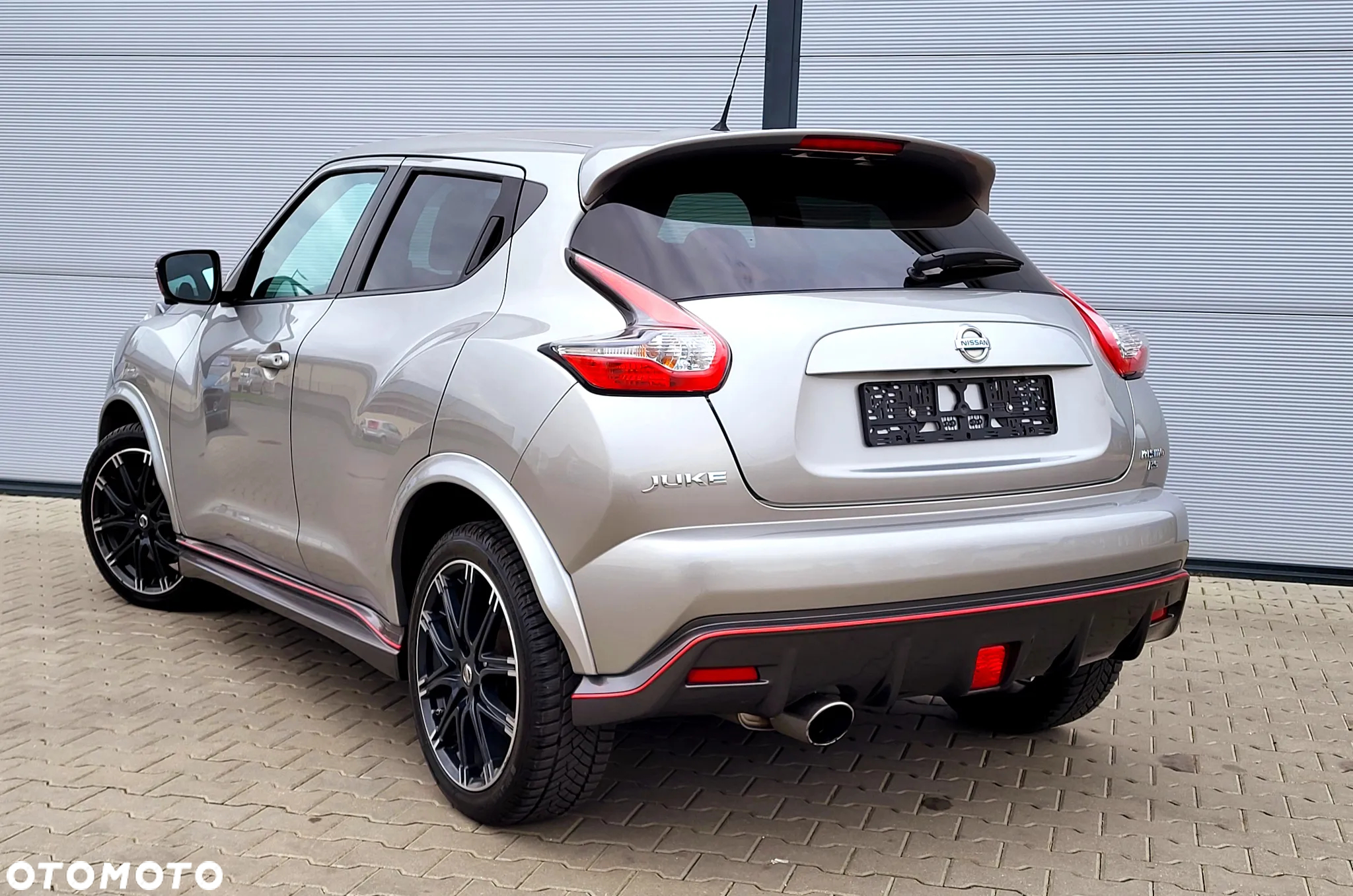 Nissan Juke 1.6 DIG-T Nismo RS - 14