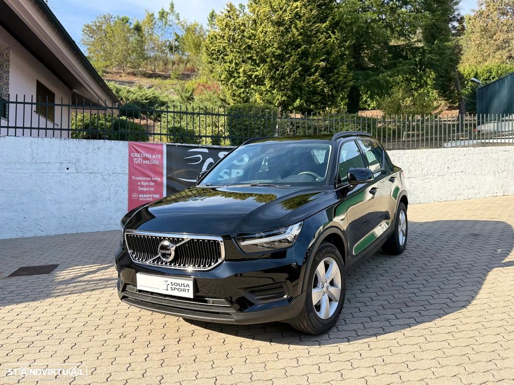 Volvo XC 40 1.5 T2 Momentum - 1