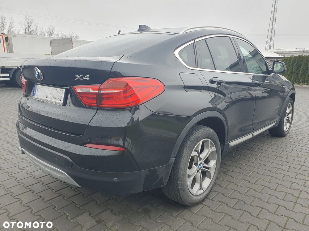 BMW X4 xDrive20d - 11