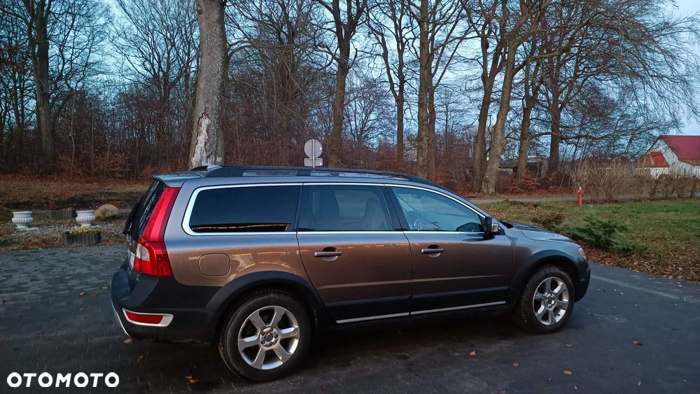 Volvo XC 70 D5 AWD Summum - 21