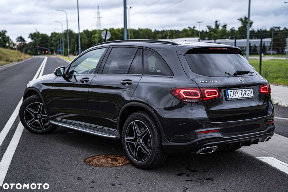 Mercedes-Benz GLC - 2