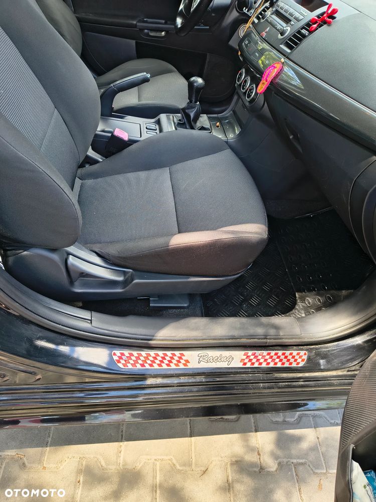 Mitsubishi Lancer 1.8 Intense - 3