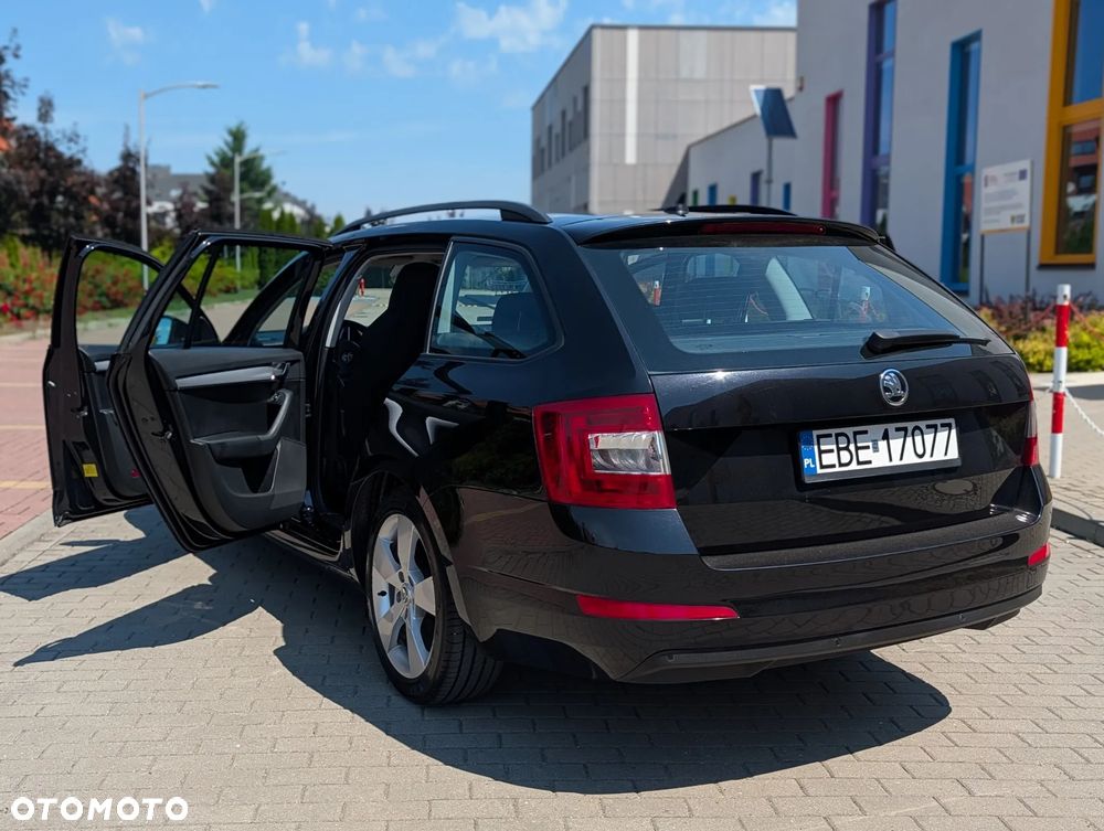 Skoda Octavia 2.0 TDI Style DSG - 5