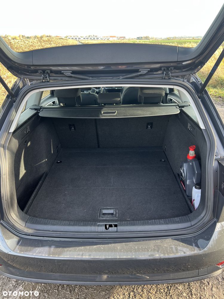 Volkswagen Golf 1.6 TDI BMT Comfortline - 10