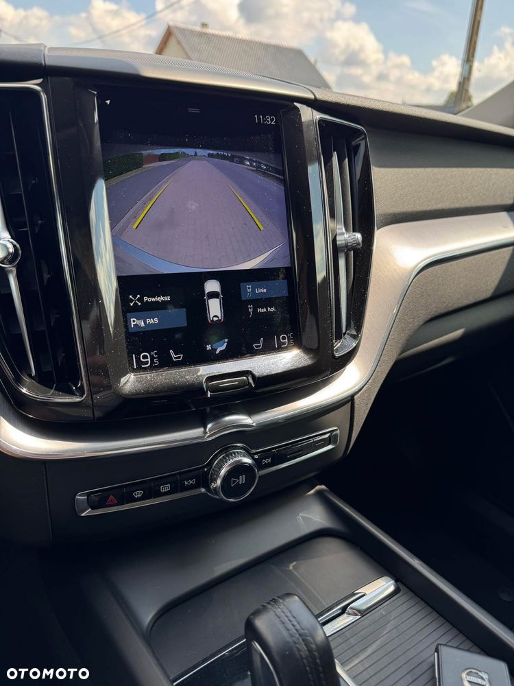 Volvo XC 60 B4 D Geartronic Momentum Pro - 18