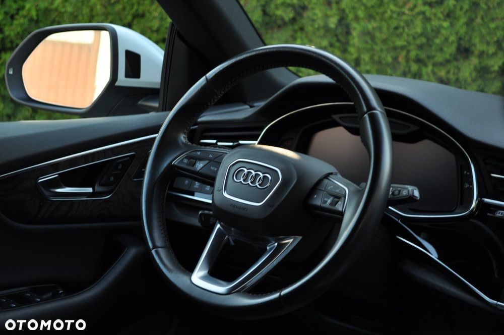 Audi Q8 55 TFSI mHEV Quattro Tiptronic - 12